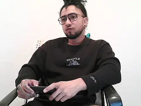 nabucodonosor2 online show from 11/30/25, 11:42