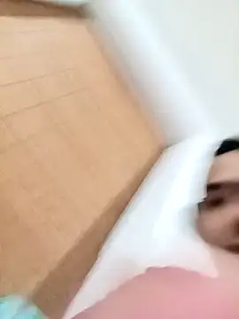 Snapshot of culona2417 chatting on 12/17/25, 03:23 culona2417 online show from 12/17/25, 03:23