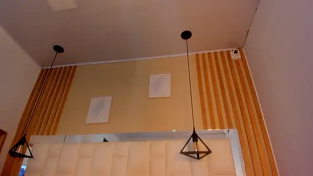 vanessa  garcia online show from 12/03/25, 12:47