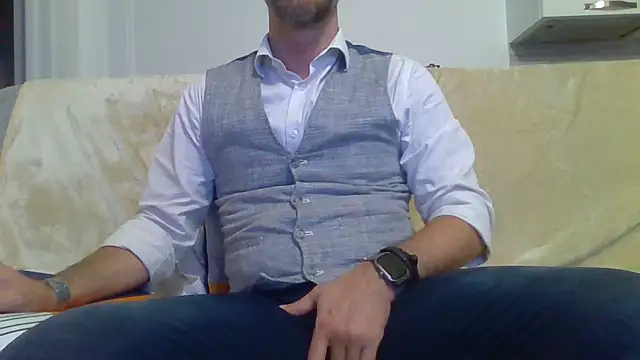 Eroshotlicker online show from 05/01/26, 09:08