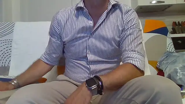 Eroshotlicker online show from 06/08/26, 09:37