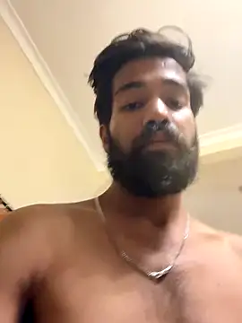 Snapshot of priyansh9283 chatting on 11/28/25, 10:29 priyansh9283 online show from 11/28/25, 10:29