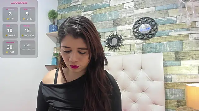 EmilyCambell online show from 11/28/25, 06:43