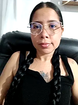 KarelysAC online show from 12/01/25, 12:48