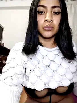 Snapshot of NiinaHans chatting on 12/03/25, 06:32 NiinaHans online show from 12/03/25, 06:32