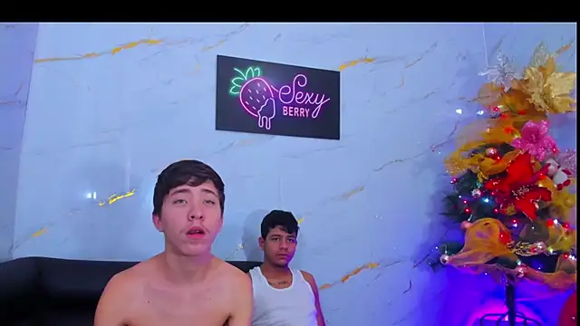 Snapshot of Lester_james2 chatting on 11/29/25, 05:43 Lester james2 online show from 11/29/25, 05:43