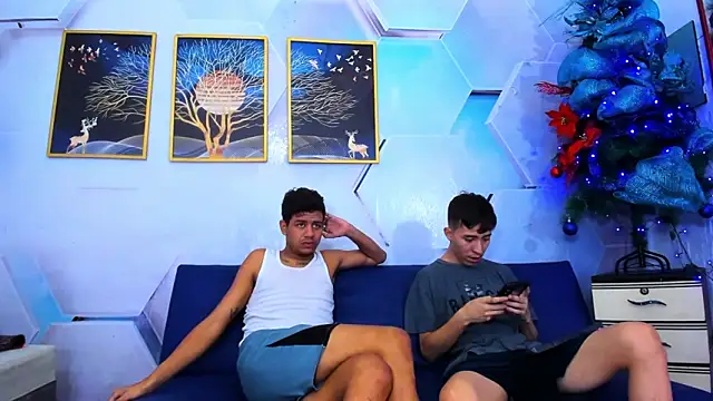 Snapshot of Lester_james2 chatting on 12/01/25, 09:42 Lester james2 online show from 12/01/25, 09:42