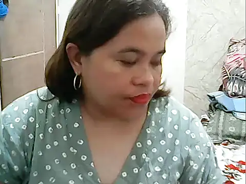 cutechubby online show from 12/14/25, 12:27