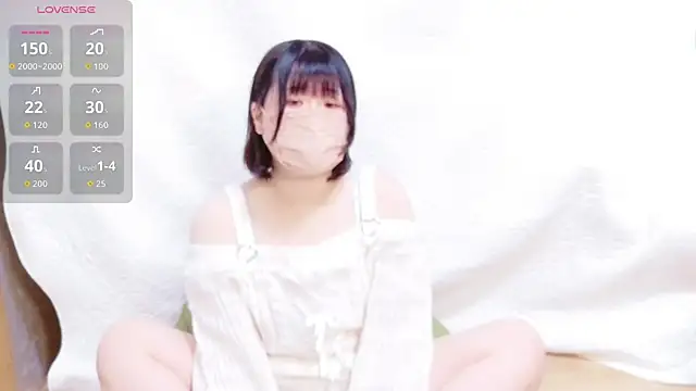 Snapshot of ayaka_257 chatting on 12/16/25, 02:33 ayaka 257 online show from 12/16/25, 02:33