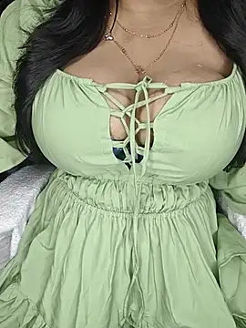 Curvy Pooja online show from 06/22/26, 06:49
