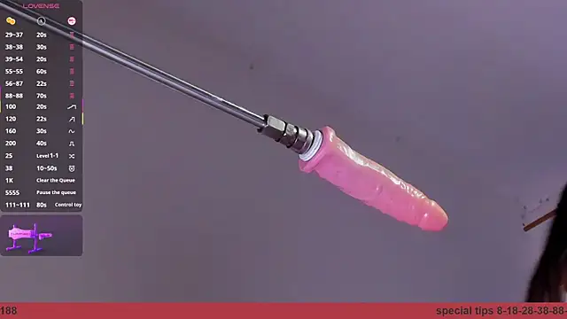 Snapshot of sophie_1_ chatting on 12/01/25, 07:35 sophie 1 online show from 12/01/25, 07:35