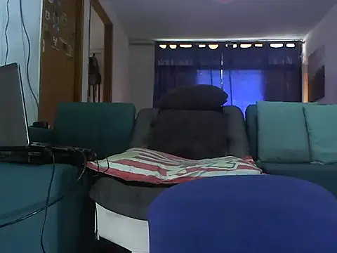 Snapshot of Alphacashmaster777 chatting on 11/27/25, 03:36 Alphacashmaster777 online show from 11/27/25, 03:36