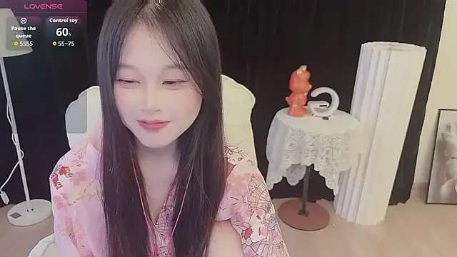 Snapshot of -Annababy chatting on 03/07/26, 02:19 -Annababy online show from 03/07/26, 02:19