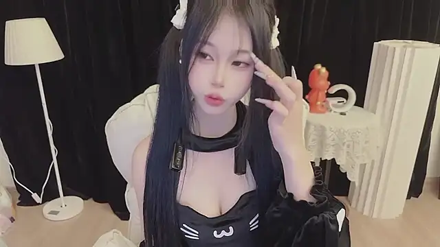 Snapshot of -Annababy chatting on 06/21/26, 02:08 -Annababy online show from 06/21/26, 02:08