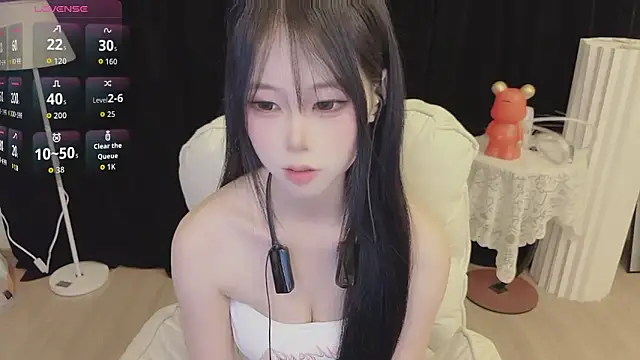 Snapshot of -Annababy chatting on 07/10/26, 01:47 -Annababy online show from 07/10/26, 01:47