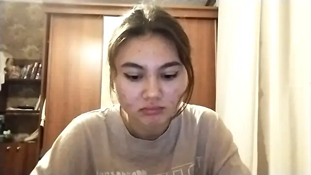 Snapshot of ArianeRandy chatting on 12/17/25, 03:07 ArianeRandy online show from 12/17/25, 03:07