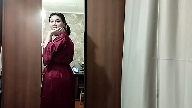 Snapshot of ArianeRandy chatting on 01/14/26, 04:01 ArianeRandy online show from 01/14/26, 04:01