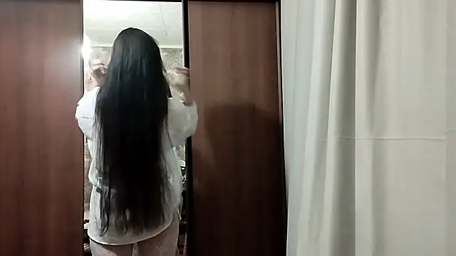 Snapshot of ArianeRandy chatting on 01/17/26, 03:17 ArianeRandy online show from 01/17/26, 03:17