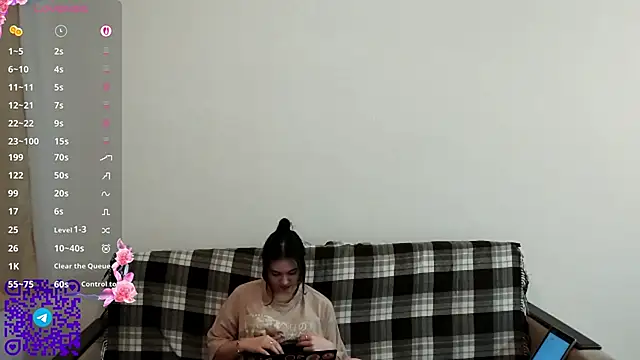 Snapshot of ArianeRandy chatting on 03/08/26, 03:38 ArianeRandy online show from 03/08/26, 03:38