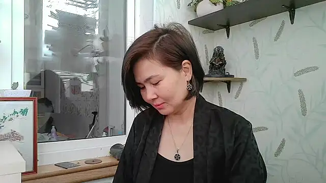 Snapshot of Nettie_Allie chatting on 12/16/25, 08:52 Nettie Allie online show from 12/16/25, 08:52