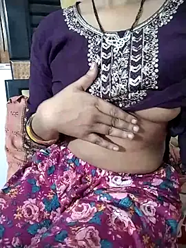 Snapshot of RASHMI_SHARMA9 chatting on 05/07/26, 01:49 RASHMI SHARMA9 online show from 05/07/26, 01:49