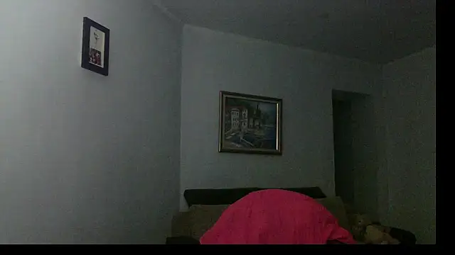 Snapshot of Kelly_Flurr chatting on 12/21/25, 03:19 Kelly Flurr online show from 12/21/25, 03:19