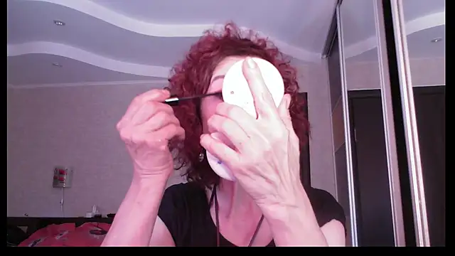 Snapshot of Kelly_Flurr chatting on 06/07/26, 01:48 Kelly Flurr online show from 06/07/26, 01:48