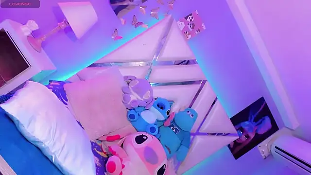 Snapshot of Adara_Princess_ chatting on 02/27/26, 12:05 Adara Princess online show from 02/27/26, 12:05