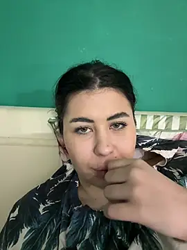 Snapshot of MegaBoobsDeee chatting on 03/11/26, 05:41 MegaBoobsDeee online show from 03/11/26, 05:41