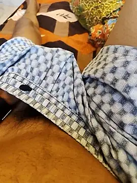 Snapshot of ishan2026 chatting on 12/20/25, 09:05 ishan2026 online show from 12/20/25, 09:05