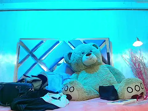 Snapshot of Dark_Dominika chatting on 11/27/25, 08:00 Dark Dominika online show from 11/27/25, 08:00