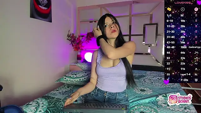 Snapshot of alexandra_venuss chatting on 02/07/26, 08:12 alexandra venuss online show from 02/07/26, 08:12