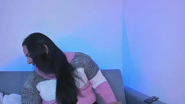 Snapshot of jimena_chic1 chatting on 11/29/25, 08:12 jimena chic1 online show from 11/29/25, 08:12