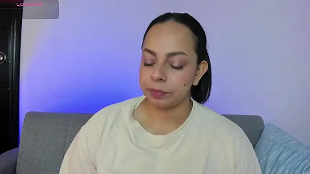 jimena chic1 online show from 06/23/26, 03:32