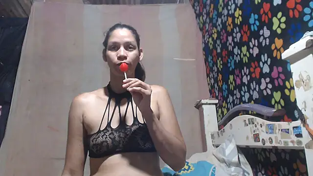 Snapshot of ELIZABET2- chatting on 06/24/26, 09:47 ELIZABET2- online show from 06/24/26, 09:47