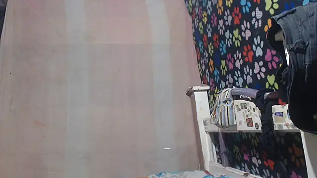 Snapshot of ELIZABET2- chatting on 06/25/26, 12:09 ELIZABET2- online show from 06/25/26, 12:09