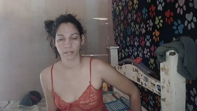 Snapshot of ELIZABET2- chatting on 06/29/26, 09:15 ELIZABET2- online show from 06/29/26, 09:15