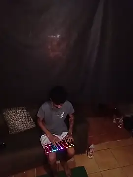 theyllorwillian online show from 05/11/26, 02:45