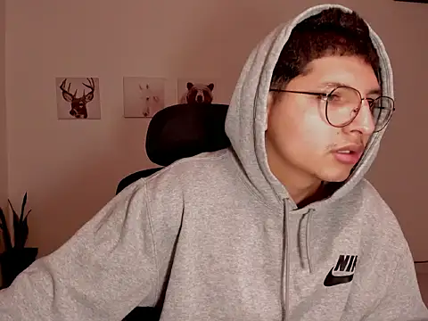 Snapshot of Juan_belmont chatting on 02/10/26, 09:24 Juan belmont online show from 02/10/26, 09:24