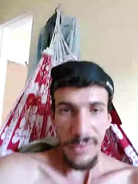 Snapshot of Surf_boy8 chatting on 12/16/25, 06:13 Surf boy8 online show from 12/16/25, 06:13