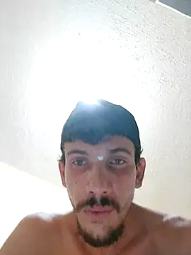 Snapshot of Surf_boy8 chatting on 12/17/25, 08:48 Surf boy8 online show from 12/17/25, 08:48