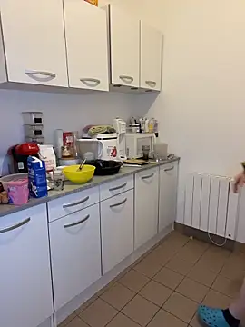 Snapshot of bea_french_curvy chatting on 03/10/26, 09:20 bea french curvy online show from 03/10/26, 09:20