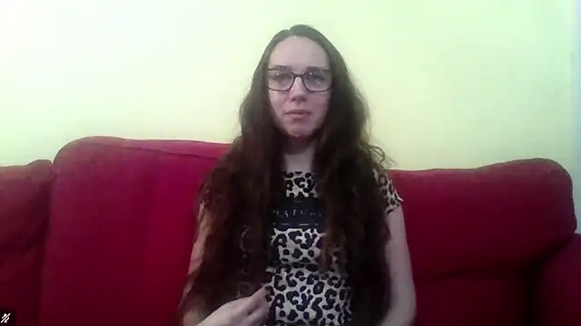 Snapshot of EvaClassy chatting on 12/15/25, 03:05 EvaClassy online show from 12/15/25, 03:05