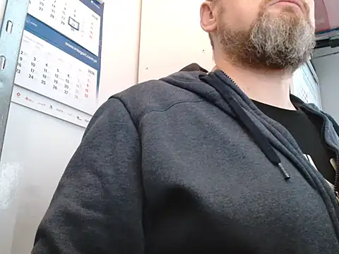 Snapshot of your_tipie chatting on 01/07/26, 09:45 your tipie online show from 01/07/26, 09:45