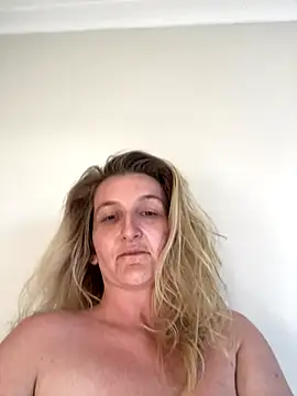 Skyme2713 online show from 12/02/25, 06:52