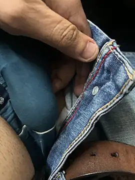 Snapshot of your_playboy_00 chatting on 12/20/25, 07:54 your playboy 00 online show from 12/20/25, 07:54