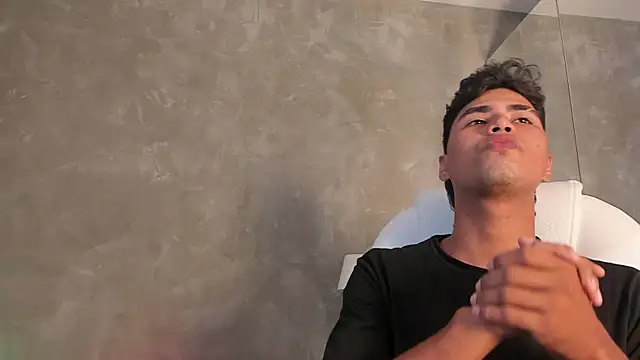 Simon Pernia online show from 11/28/25, 06:54