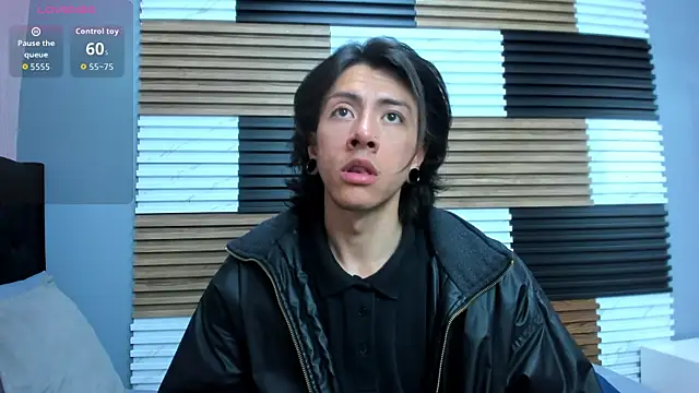 LiamShelby online show from 12/20/25, 02:51