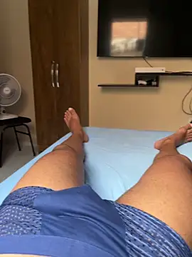 Reenanx online show from 12/01/25, 08:25