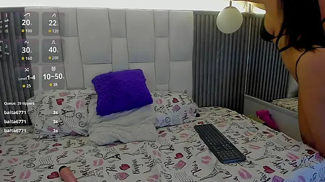 Snapshot of nathi_rodri chatting on 11/28/25, 06:54 nathi rodri online show from 11/28/25, 06:54